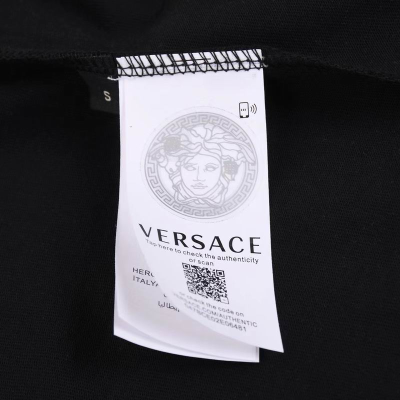 VERSACE