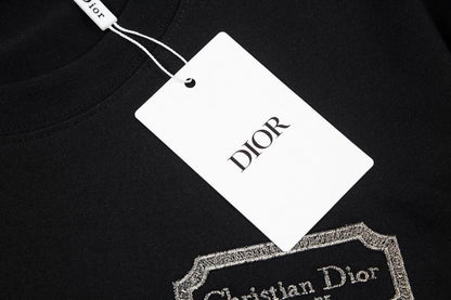 CHRISTIAN DIOR