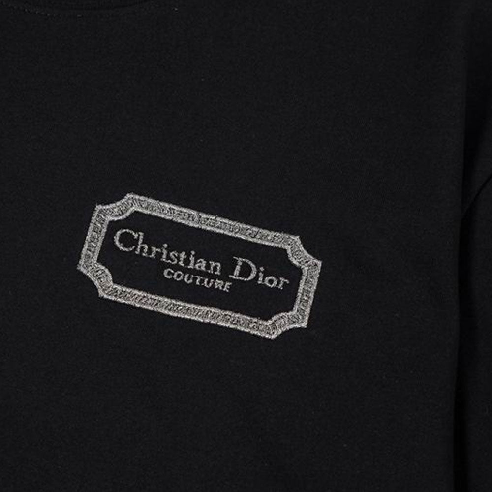 CHRISTIAN DIOR