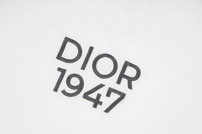 CHRISTIAN DIOR