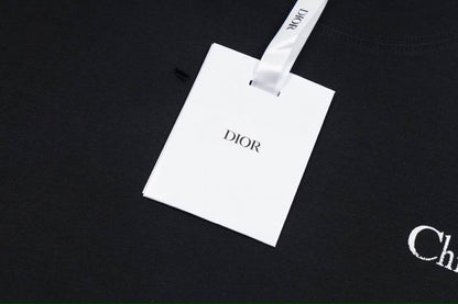 CHRISTIAN DIOR