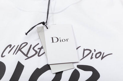CHRISTIAN DIOR