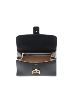 DELVAUX