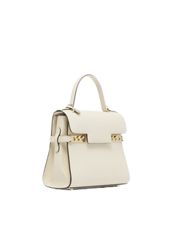 DELVAUX