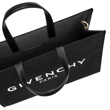 GIVENCHY