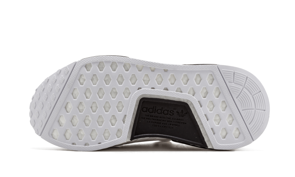 ADIDAS NMD R1